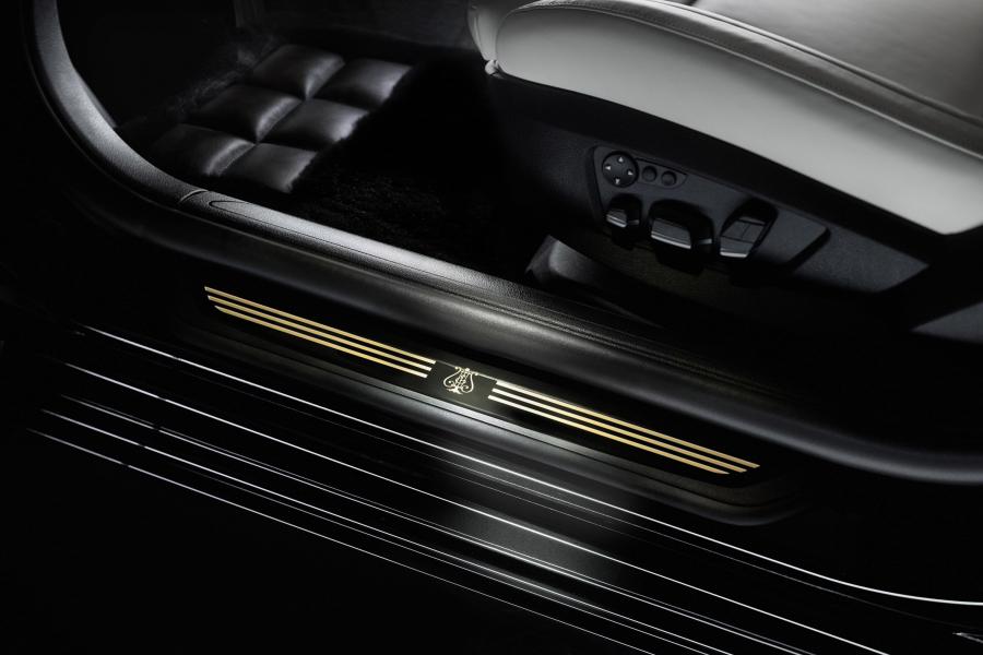  BMW 7-Series Individual 2011 года  (фото 12 из 14)